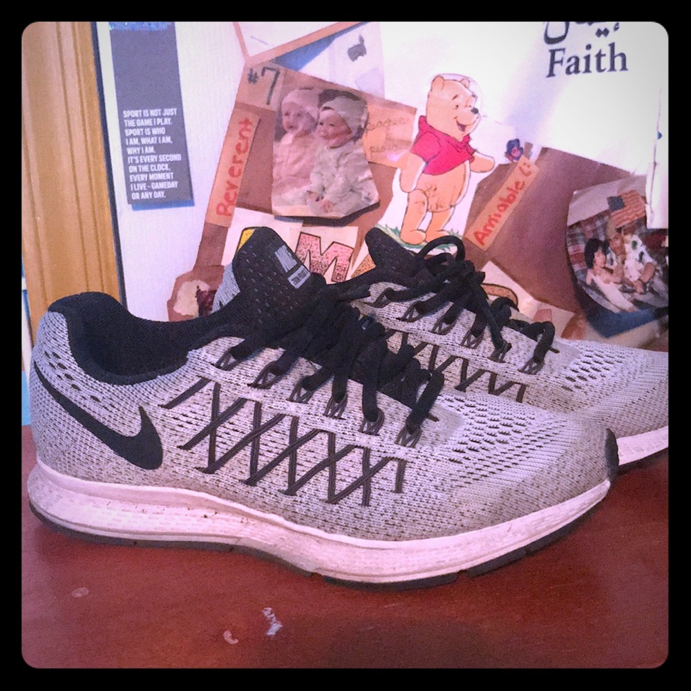 Women’s Nike Running shoes with extra heel support